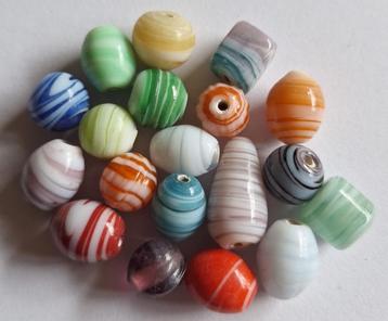 Ovalen lampwork streepjes glas kralen 14x10 mm meerdere beschikbaar voor biedingen