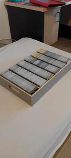 Pokémon BULK (+5250) in houten bak - Gesorteerd, Ophalen of Verzenden, Zo goed als nieuw, Meerdere kaarten