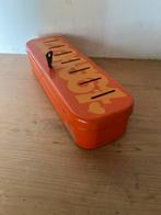 Vintage Brabantia spaarblik. Spaarpot, Verzamelen, Spaarpotten, Ophalen of Verzenden, Zo goed als nieuw, Metaal of Blik, Overige thema's
