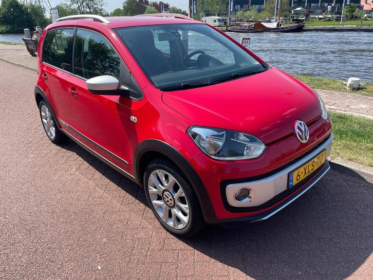 Volkswagen Up! 1.0 cross up! BlueMotion, Auto's, Volkswagen, Particulier, Te koop, up!, ABS, Airbags, Centrale vergrendeling, Cruise Control