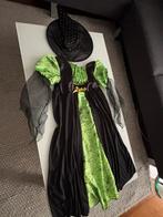 Luxe Meisjes Halloween heksen jurk met hoed. Maat 128, Kinderen en Baby's, Carnavalskleding en Verkleedspullen, Ophalen of Verzenden
