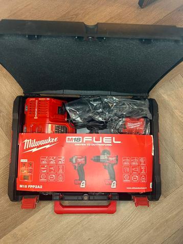 Milwaukee Tool Set – M18 FDD2 Drill, M18 FIW2P12, M12-18 FC beschikbaar voor biedingen