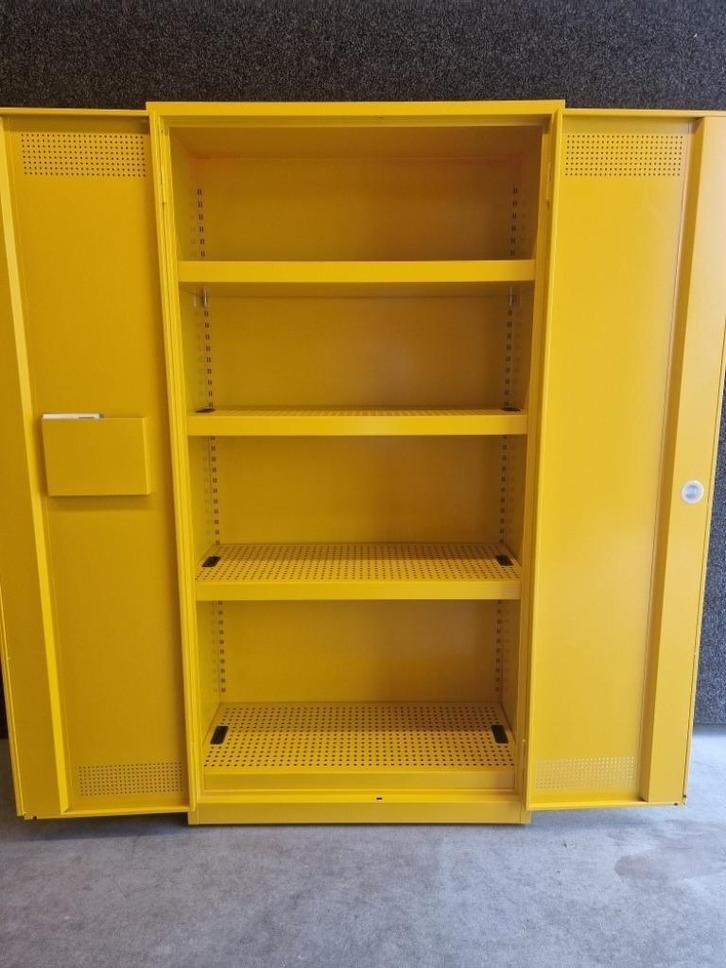NIEUW Veiligheidskast PGS15 met 4x lekbak en 4x zeefrooster, Doe-het-zelf en Verbouw, Overige Doe-het-zelf en Verbouw, Nieuw, Ophalen of Verzenden