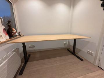 Gispen Bureau - In hoogte verstelbaar 180x90