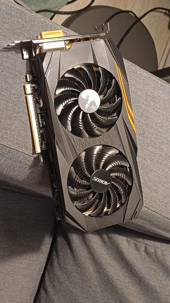 Defecte Aorus RX580 4GB - Onderdelen/Reparatie, Computers en Software, Videokaarten, Niet werkend, AMD, PCI-Express 3.0, GDDR5