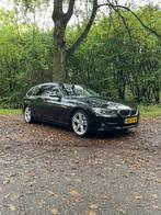 BMW 3-Serie 2.0 320D Luxery Line AUT 2012 Zwart, Auto's, Euro 5, Achterwielaandrijving, 1995 cc, 750 kg