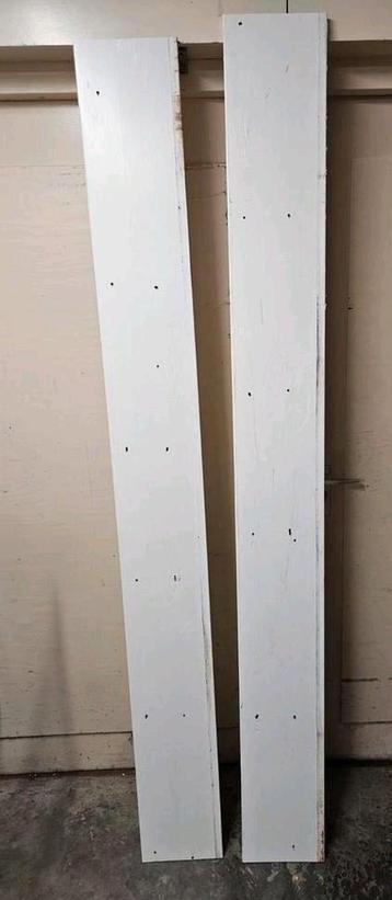 Red cedar boeidelen 235mm beschikbaar voor biedingen
