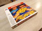 Valkuil MB Spellen - Leuk en spannend!, Hobby en Vrije tijd, Gezelschapsspellen | Bordspellen, Ophalen of Verzenden, Vijf spelers of meer