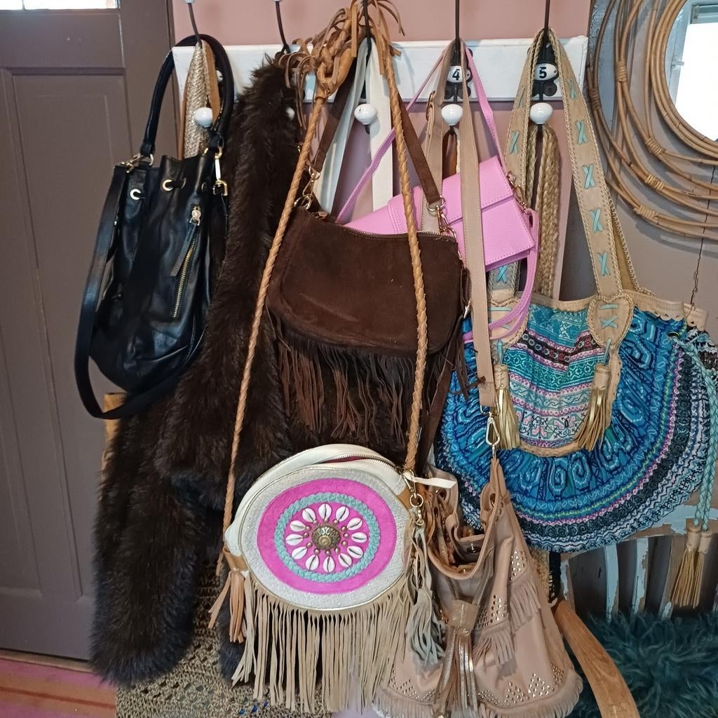 Piti cuiti ibiza leather bag tas boho, Sieraden, Tassen en Uiterlijk, Tassen | Damestassen, Ophalen of Verzenden, Schoudertasje