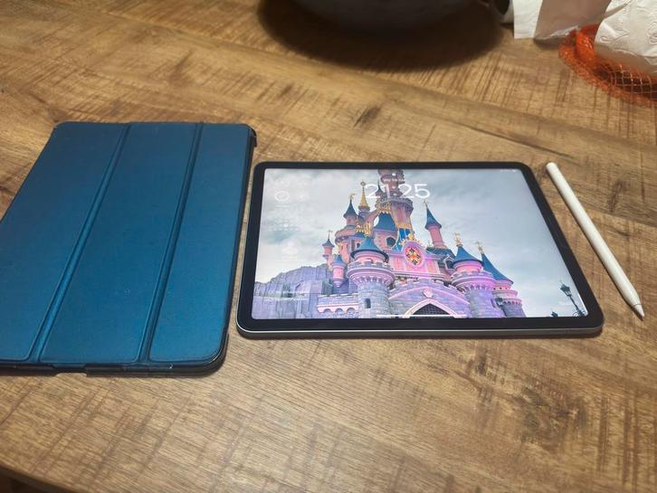 Ipad air 4e generatie (2020) 64GB, Computers en Software, Apple iPads, Zo goed als nieuw, Apple iPad Air, 10 inch, 64 GB, Ophalen