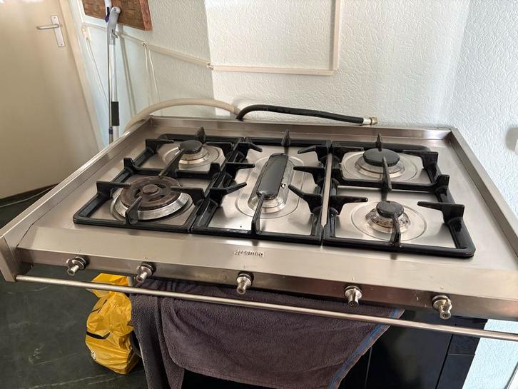 Vrijstaand Gasfornuis 5 Pitten (90cm) -, Witgoed en Apparatuur, Fornuizen, Gebruikt, Vrijstaand, Gas, 5 kookzones of meer, Minder dan 85 cm