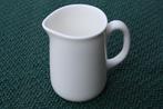 wedgwood servies  bone china wit melkkan melkannetje, Ophalen of Verzenden, Zo goed als nieuw, Porselein, Overige typen