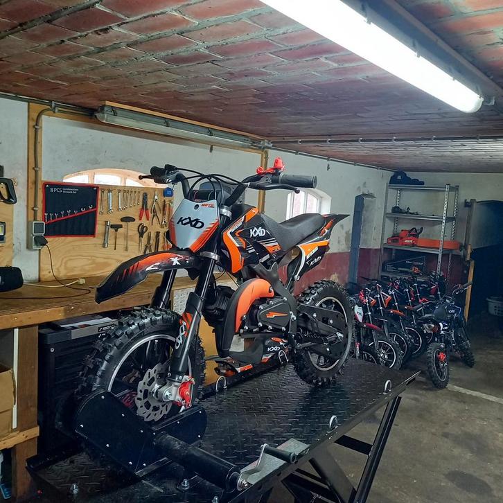 Nieuwe Minibike tekoop 49cc 2tact, Fietsen en Brommers, Brommers | Derbi, Ophalen