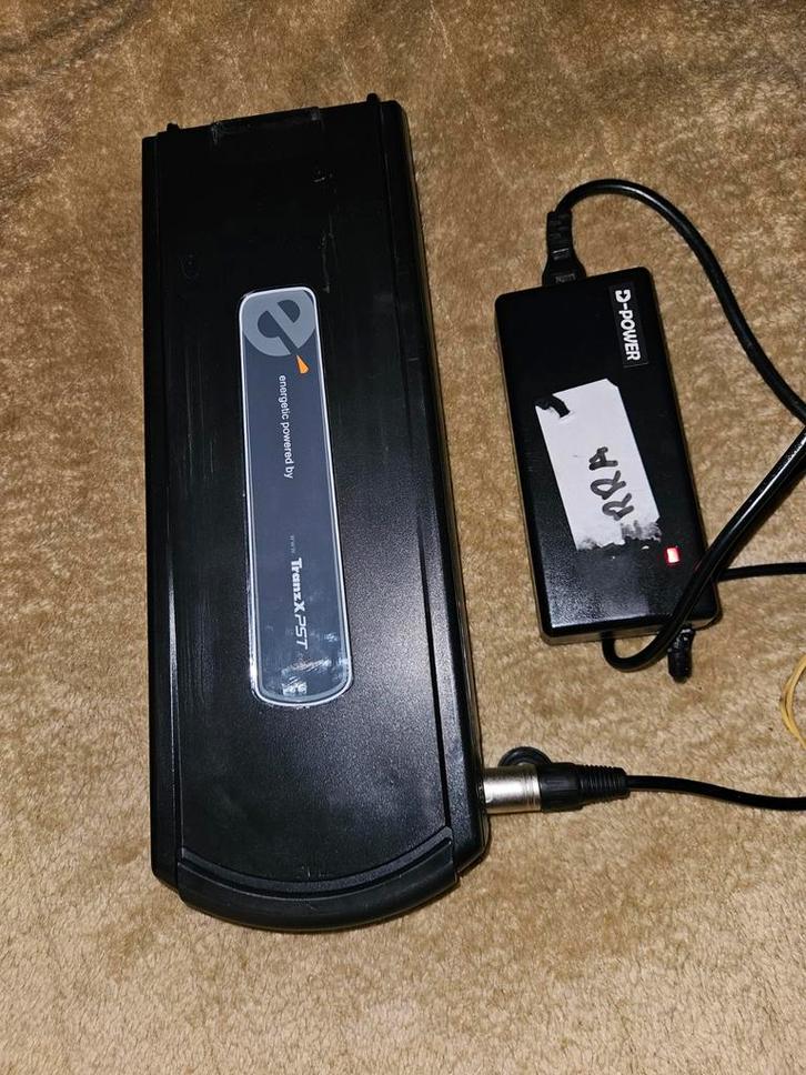 Victoria e-bike onderdelen: controller  display  oplader en, Fietsen en Brommers, Fietsaccessoires | Fietsaccu's, Gebruikt, Ophalen of Verzenden