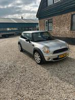 Mini 1.4 16V ONE 2007 Grijs, Auto's, Mini, Voorwielaandrijving, 4 stoelen, Origineel Nederlands, 48 €/maand