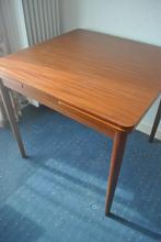 Tafel, uitschuifbaar, vintage, 140 cm bij 81 cm, Verzamelen, Retro, Huis en Inrichting, Ophalen