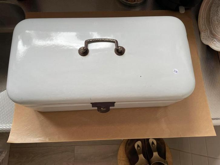 Oude Emaille Broodtrommel, Trommel, Wit, Brocante, Antiek en Kunst, Antiek | Emaille, Ophalen