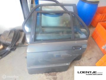 Achterdeur links linksachter bmw e30 sedan 325i 320i etc beschikbaar voor biedingen