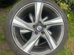 Volvo 18 inch velgen met Continental winterbanden, Auto-onderdelen, Ophalen, 18 inch, Gebruikt, Banden en Velgen