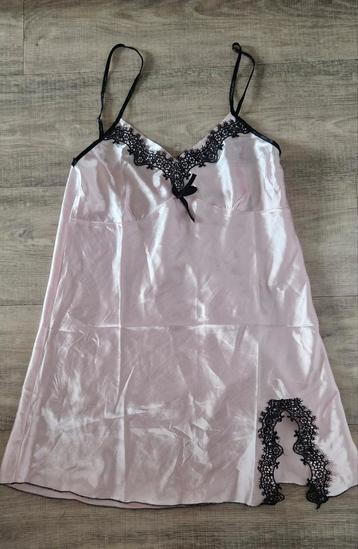 Satijnen slip dress / pyjama  beschikbaar voor biedingen