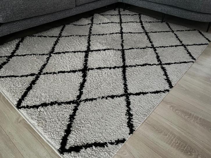 Vloerkleed rechthoek, Huis en Inrichting, Stoffering | Tapijten en Kleden, Zo goed als nieuw, 150 tot 200 cm, 200 cm of meer, Rechthoekig