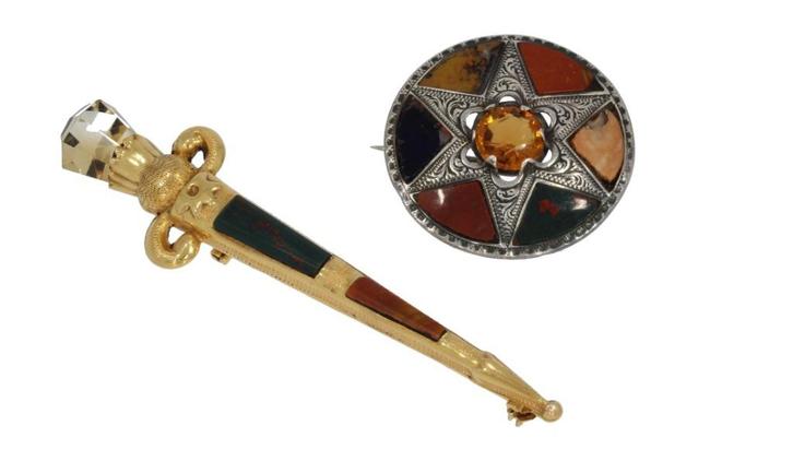 Schotland gouden dirk dolk broche citrien jaspis antiek, Sieraden, Tassen en Uiterlijk, Antieke sieraden, Broche, Goud, Met edelsteen