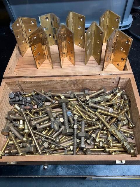 zware massieve messing scharnieren en messing bouten, Watersport en Boten, Bootonderdelen, Zo goed als nieuw, Dekbeslag, Zeilboot of Motorboot