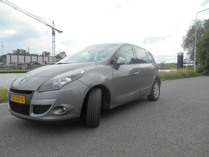Renault Scénic 1.5 DCI 78KW 2011 Grijs, Auto's, Renault, Particulier, Scénic, ABS, Airbags, Airconditioning, Bluetooth, Climate control