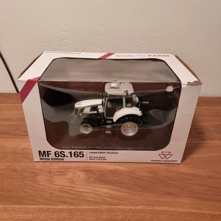Massey Ferguson 6S.165 Wit Universal Hobbies, Hobby en Vrije tijd, Modelauto's | 1:32, Nieuw, Tractor of Landbouw, Universal Hobbies
