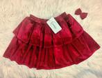 Leuk rood rokje met haarband - Lenessa & Co, Kinderen en Baby's, Kinderkleding | Maat 110, Meisje, Ophalen of Verzenden, Zo goed als nieuw