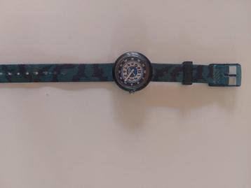 Flik flak horloge swatch blauw met vleermuis beschikbaar voor biedingen