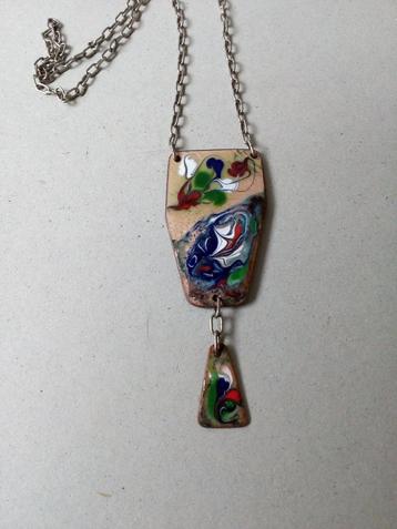 Geëmailleerde hanger/ketting. Vintage. Jaren 70. beschikbaar voor biedingen