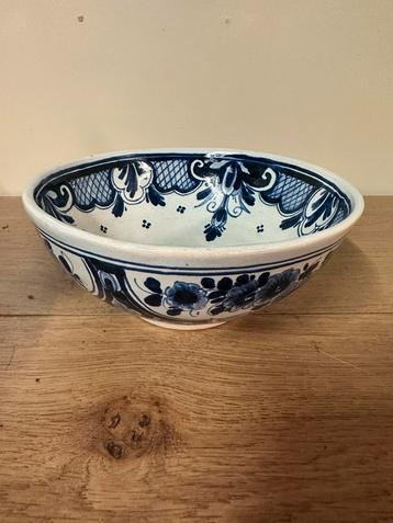 Delfts Aardewerk Schaaltje - 17cm Diameter - Blauw Bloemmoti beschikbaar voor biedingen