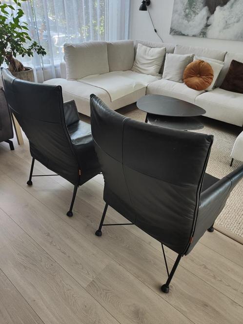 •	2 Montis Charly zwart leren fauteuils, Huis en Inrichting, Fauteuils, Zo goed als nieuw, Leer, Overige materialen, 50 tot 75 cm