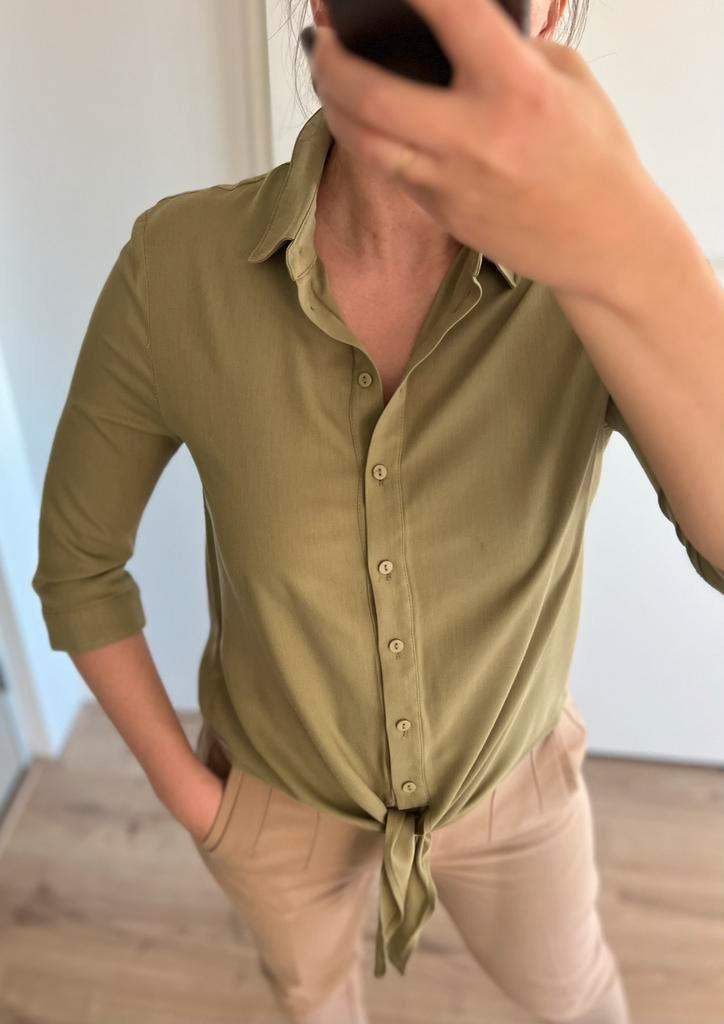 Olijfgroene Blouse van Solar - Maat 34, Kleding | Dames, Blouses en Tunieken, Zo goed als nieuw, Maat 34 (XS) of kleiner, Groen