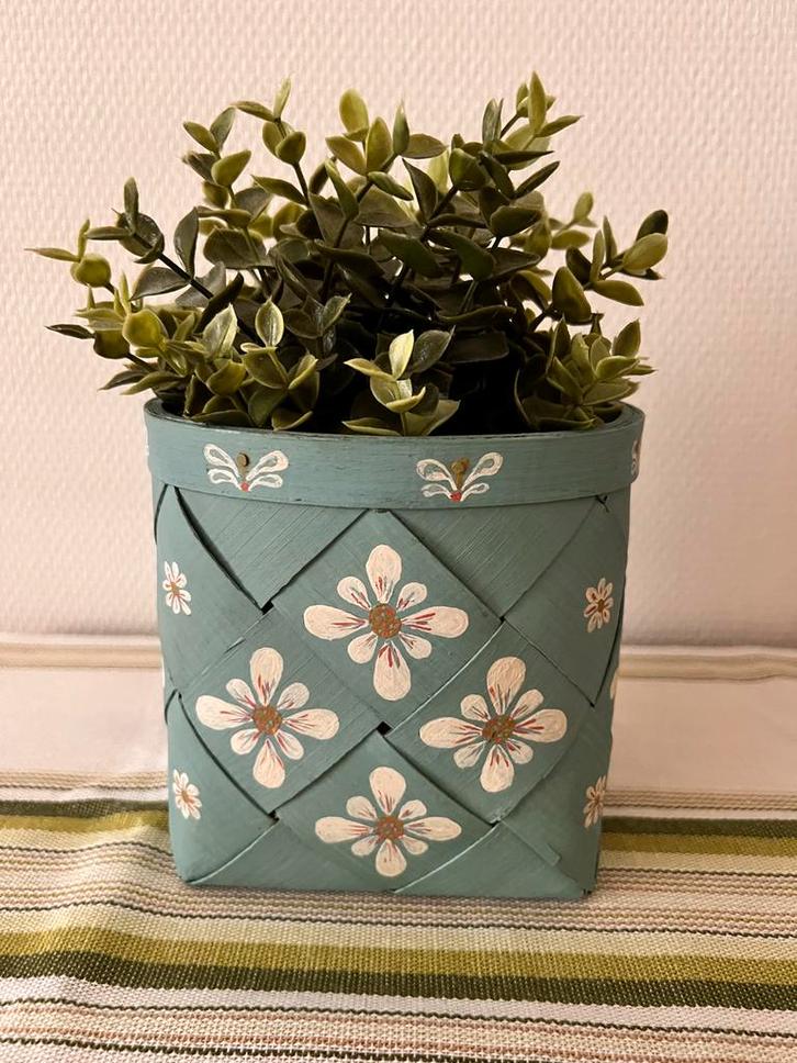 Gevlochten mand uit Zweden, Antiek en Kunst, Antiek | Woonaccessoires, Ophalen of Verzenden