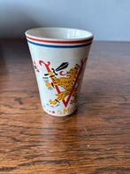 5 mei beker, Ophalen of Verzenden, Zo goed als nieuw, Servies