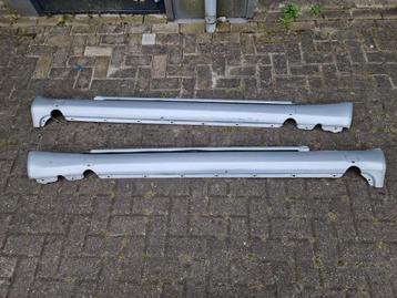Mercedes w124 coupe side skirts 744 beschikbaar voor biedingen