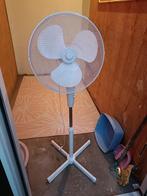 Ventilator hoge staandende.vyf euro, Ophalen, Zo goed als nieuw, Statiefventilator