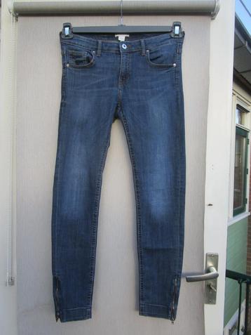Spijkerbroek H&M  mt 36  donkerblauw beschikbaar voor biedingen