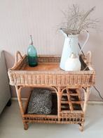 Vintage Rotan sidetable, Ophalen