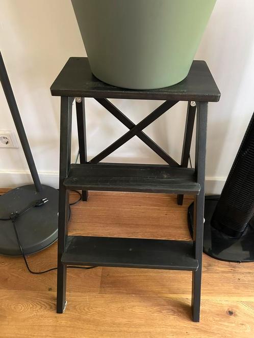 IKEA BEKVÄM Step Stool – Black, Huis en Inrichting, Krukjes, Zo goed als nieuw, Hout, Ophalen