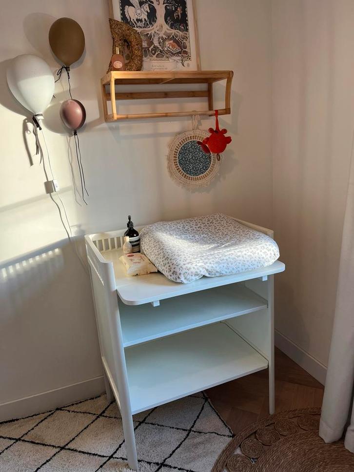 Sebra Commode Wit, Kinderen en Baby's, Kinderkamer | Commodes en Kasten, Zo goed als nieuw, Commode, 90 tot 105 cm, 75 tot 100 cm