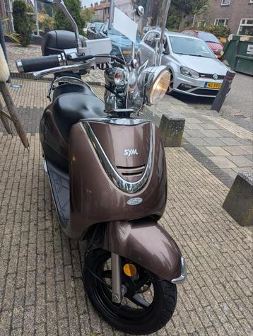 Sym allo retro scooter als nieuw!! Weinig km in top staat! beschikbaar voor biedingen
