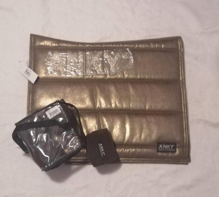 Nieuwe ANKY OLIVE BROWN set, Dieren en Toebehoren, Paarden en Pony's | Dekens en Dekjes, Ophalen of Verzenden