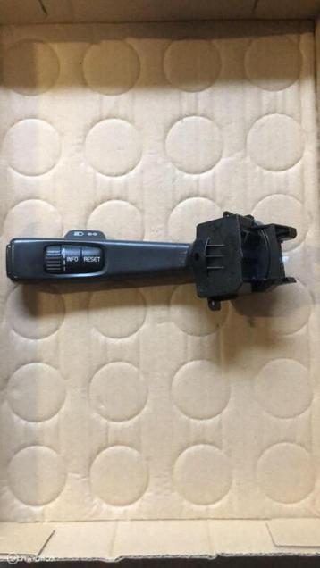 Richtingaanwijzer voor links Volvo V50 ('04-'12) beschikbaar voor biedingen