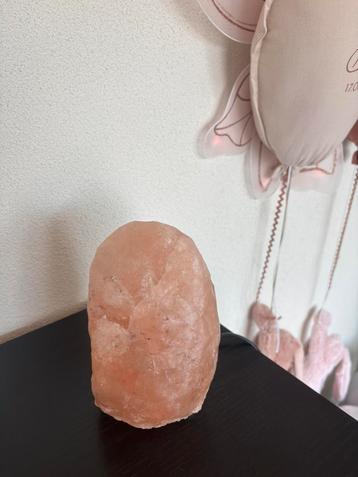 Zoutlamp kinderkamer beschikbaar voor biedingen