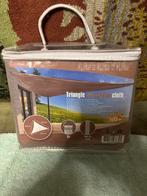 Te koop schaduw driehoek, Caravans en Kamperen, Kampeeraccessoires, Ophalen of Verzenden, Zo goed als nieuw
