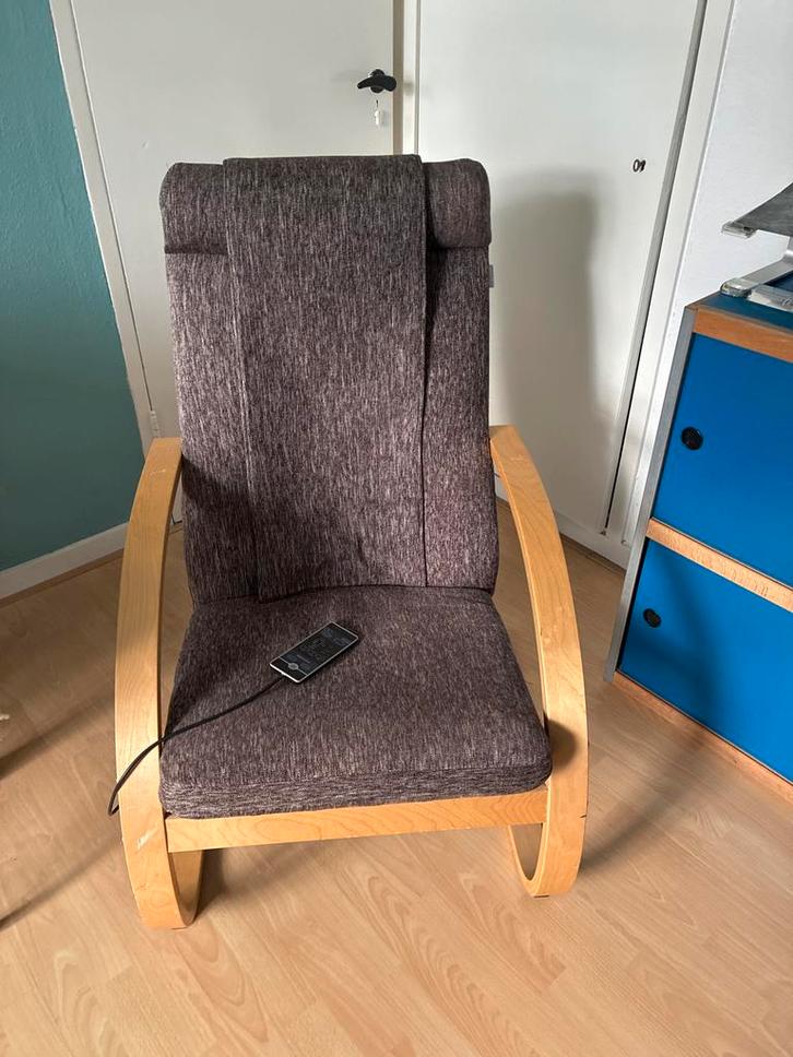 Massagestoel in goede staat, Huis en Inrichting, Fauteuils, Gebruikt, Hout, 50 tot 75 cm, 75 tot 100 cm, Ophalen of Verzenden
