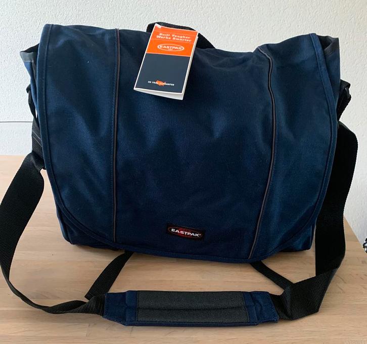 Eastpack Delegate school / laptop / schoudertas, Sieraden, Tassen en Uiterlijk, Tassen | Schooltassen